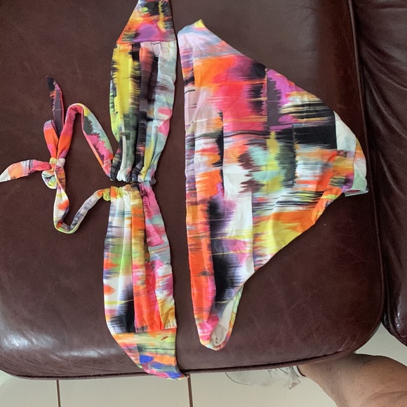 New Beautiful Chio di Stefania D Bikini - Picture 10 of 15